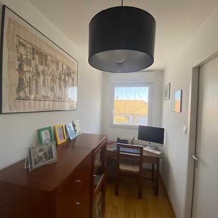 Chambre Avec Salle De Bain Privee Dans Maison Bourges Eksteriør bilde